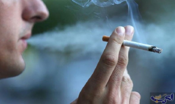 دراسة تؤكّد أن التعرّض لعنصر كيميائي في دخان السجائر يضر بالإبصار